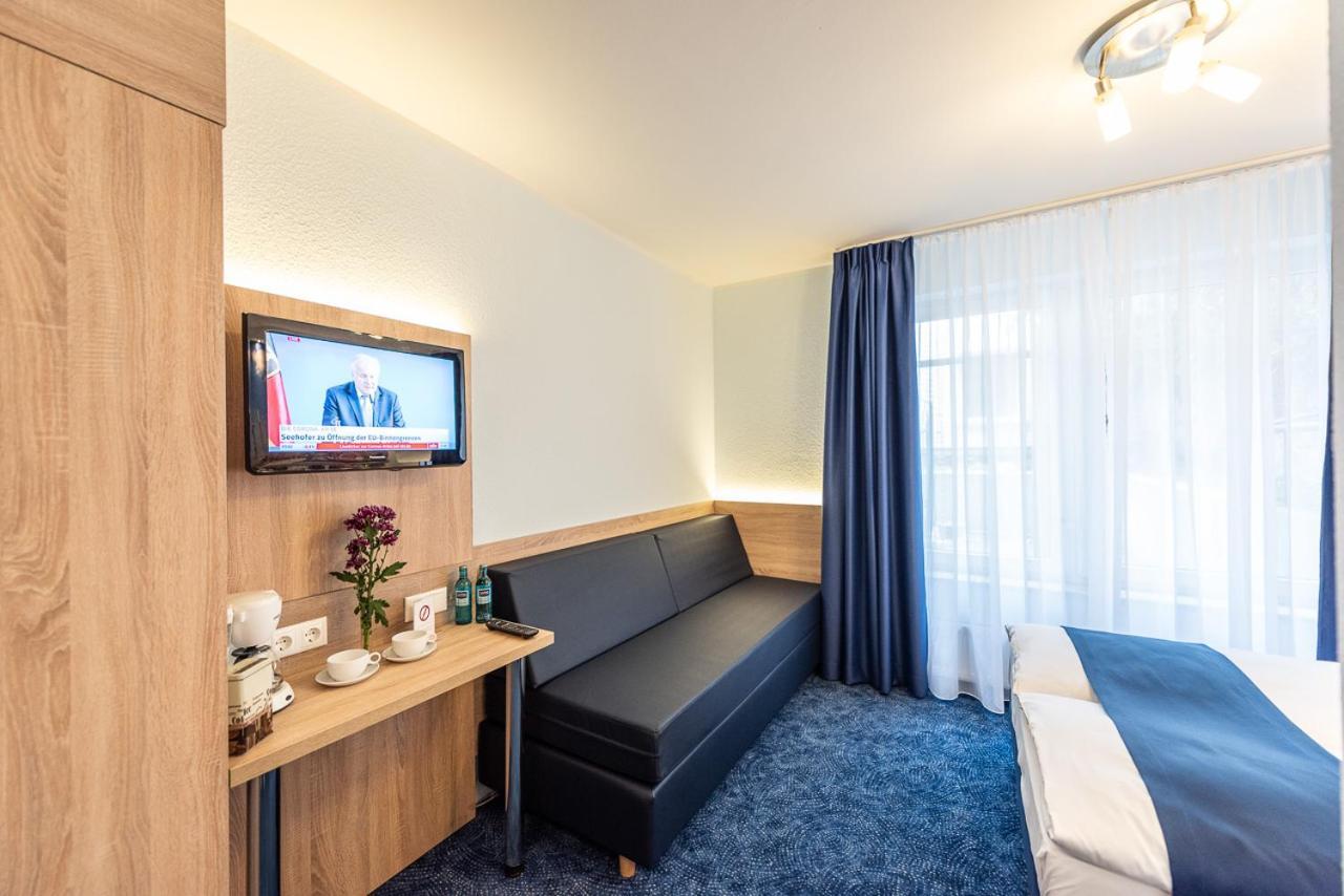 Hotel Hanseport Hamburg Exterior photo