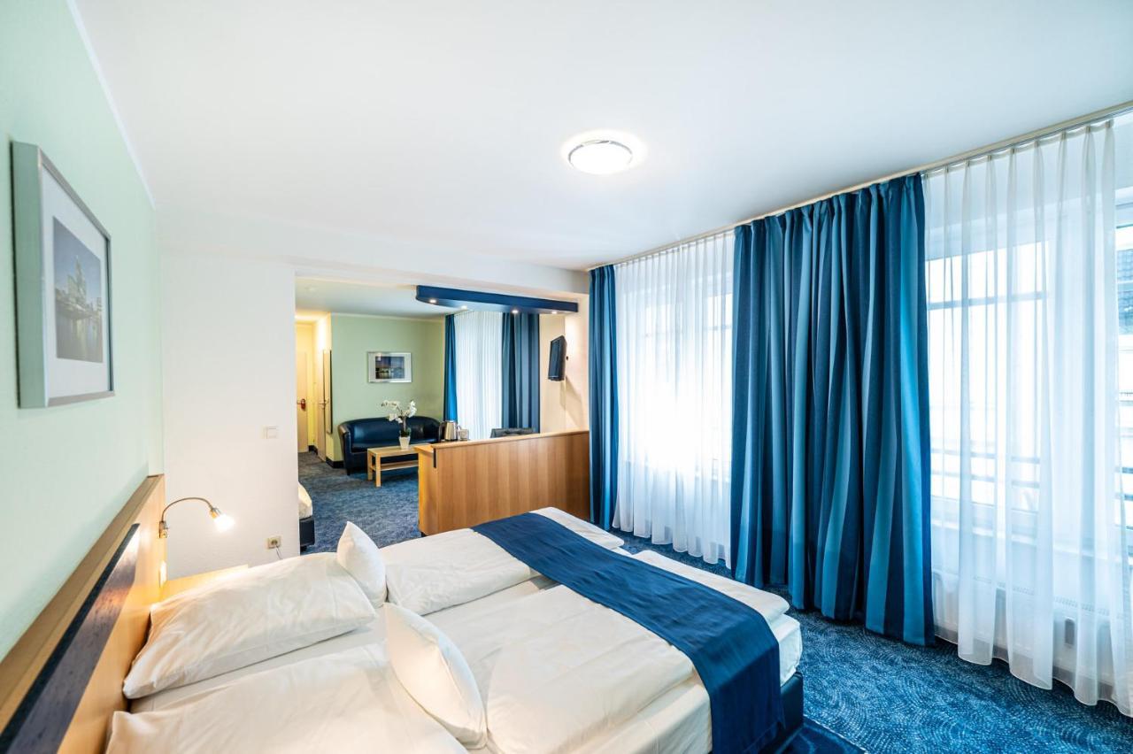 Hotel Hanseport Hamburg Exterior photo