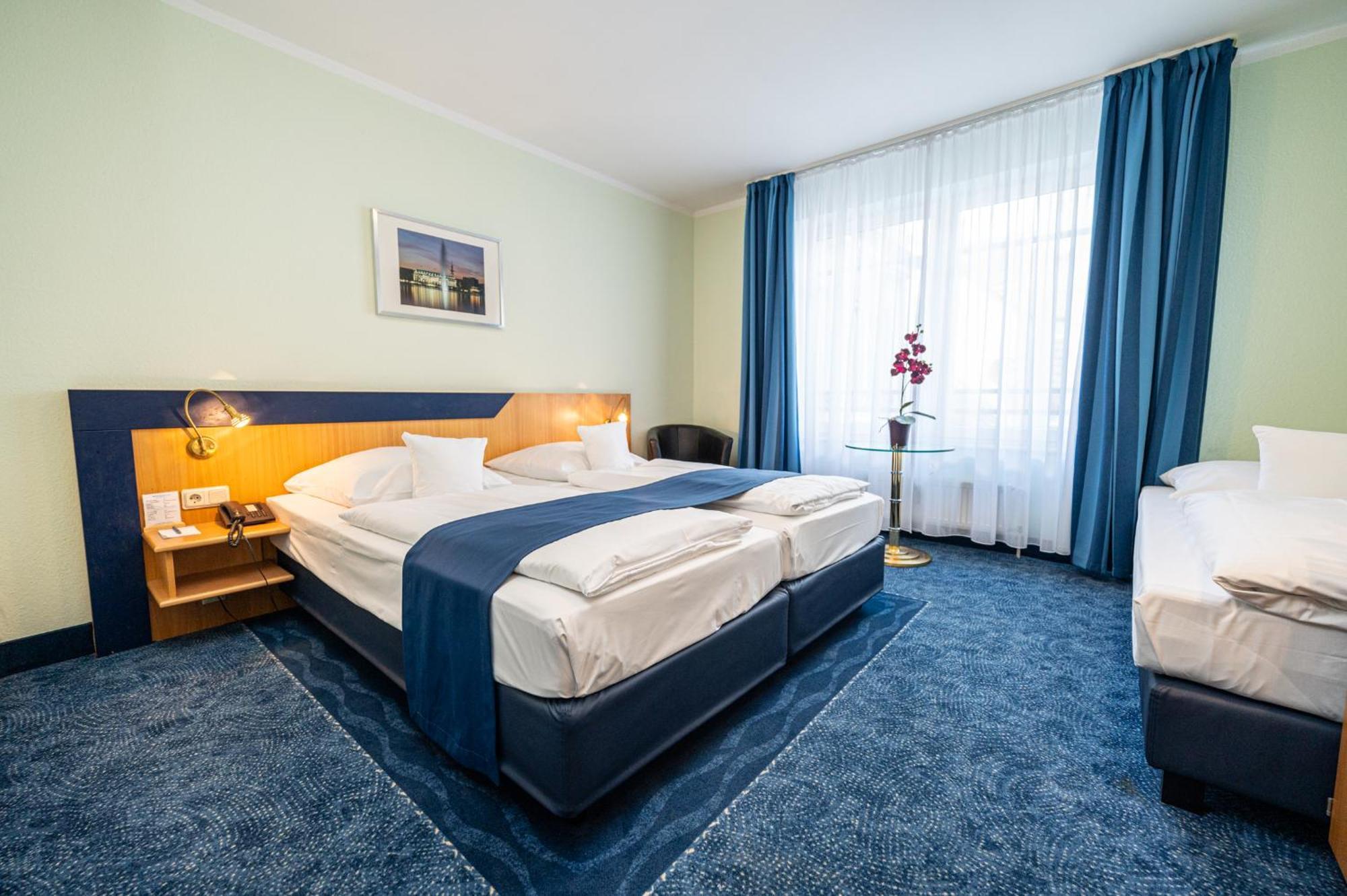 Hotel Hanseport Hamburg Exterior photo
