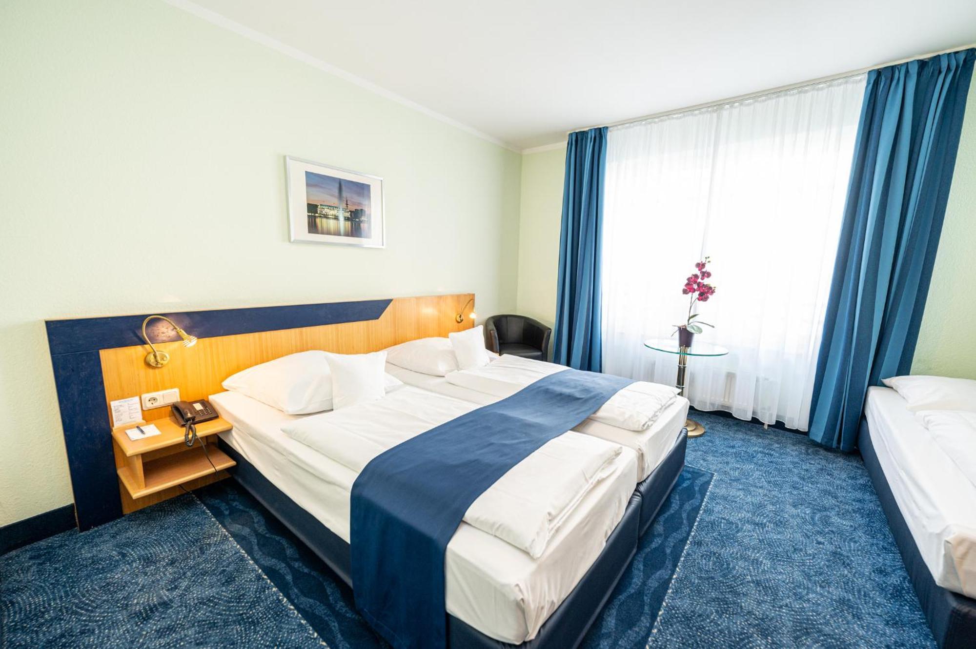 Hotel Hanseport Hamburg Exterior photo